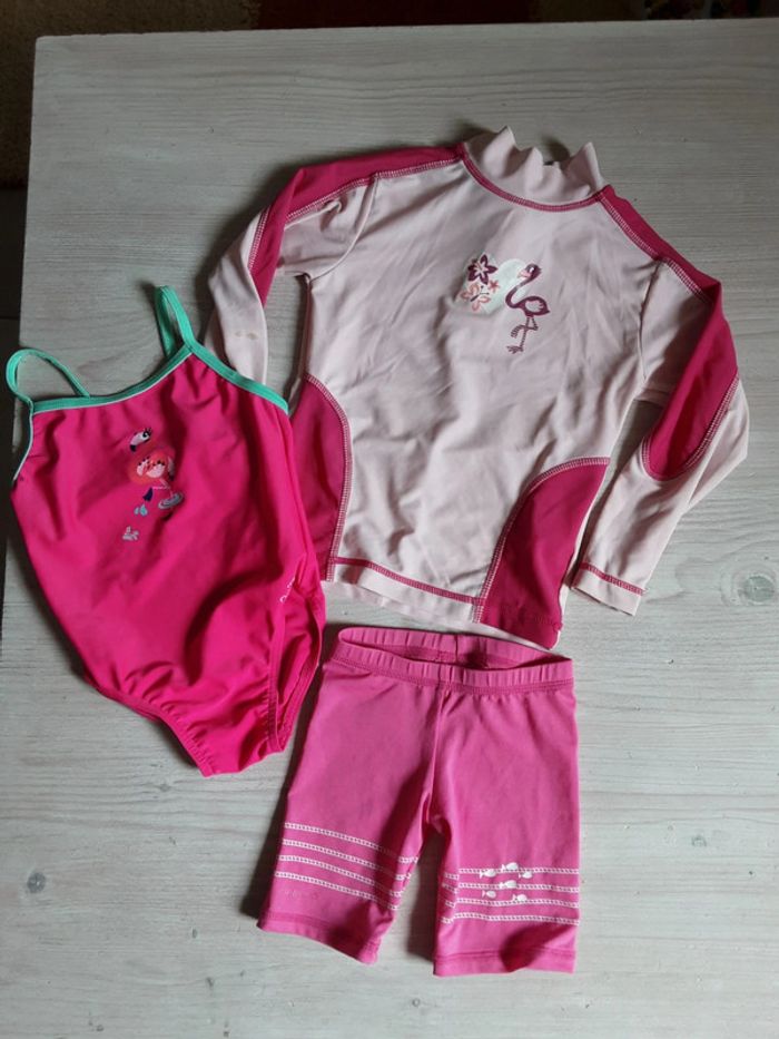 Lot piscine plage maillot et anti-UV 3 pièces flamingo T. 12-18-24 mois