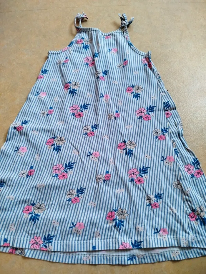Robe 5 ans - photo numéro 3