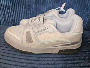 Basket chaussure  taille 40 neuve