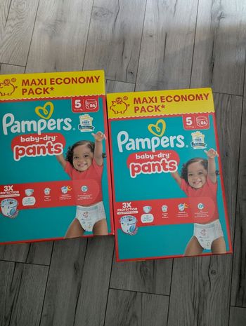 2 cartons de couches pant taille 5