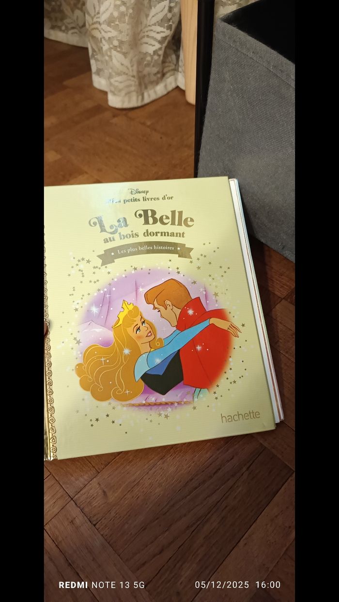 🧸 Lot 34 livres enfants Disney + Encyclopédie - photo numéro 3