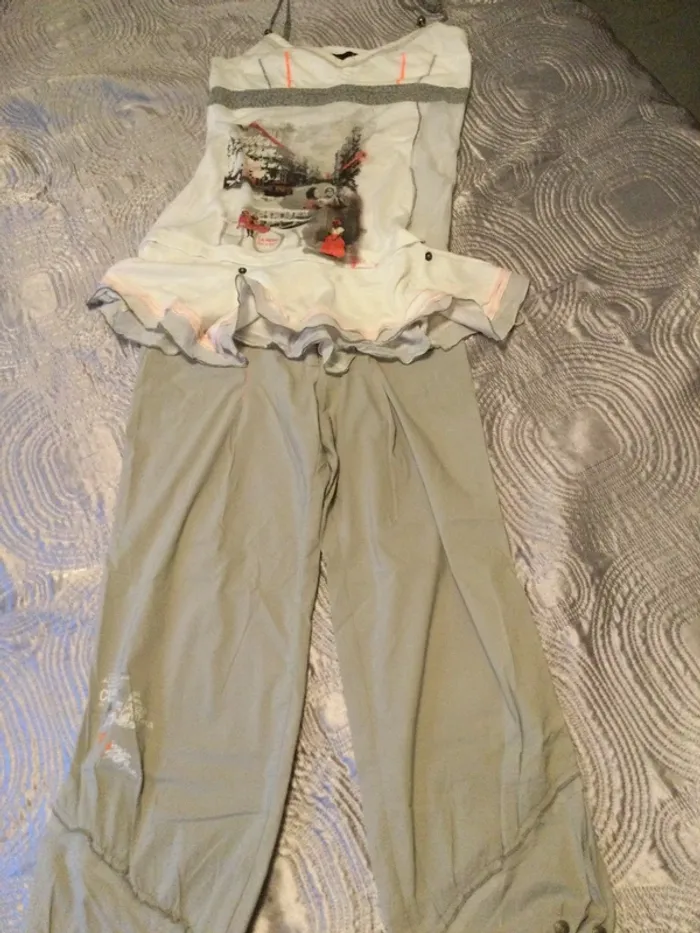 Ensemble tunique et pantalon la mode et à vous