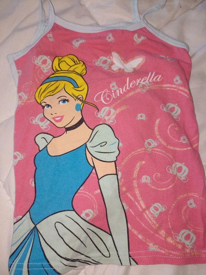 Lot top cendrillon et reine des neiges - photo numéro 3