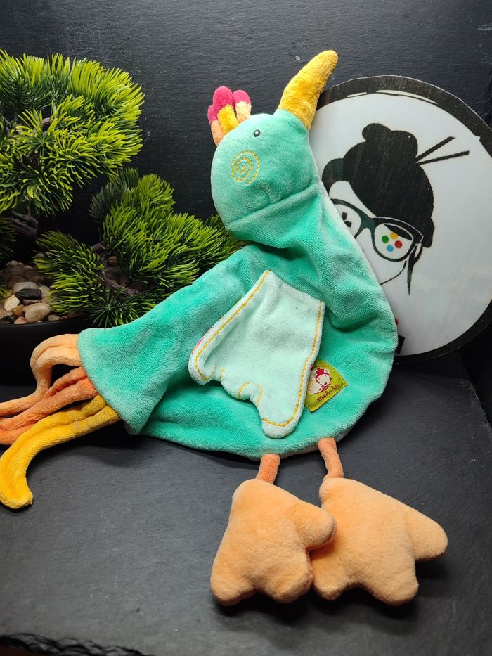 Doudou plat oiseau Balthazar Valentine coq vert orange fleur poule Moulin Roty - photo numéro 1
