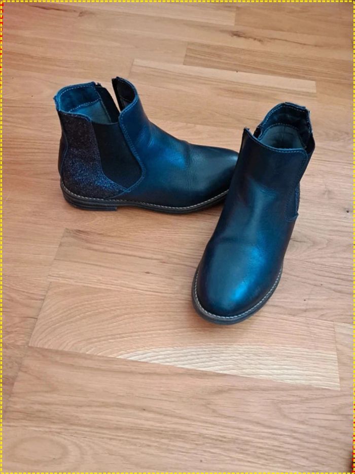 Bottines dessus cuir 33 bleues nuit avec paillettes taille 33 - photo numéro 2