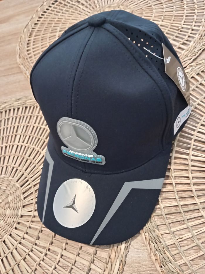 Casquettes mercedes