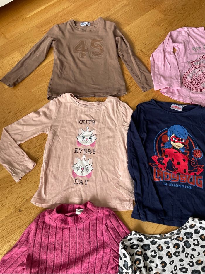 Lot tee shirt 6 ans - photo numéro 3