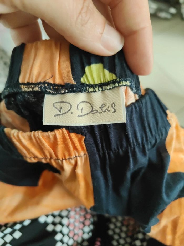 Très joli ensemble D. Dalis taille 2 - boutons citrons - photo numéro 9