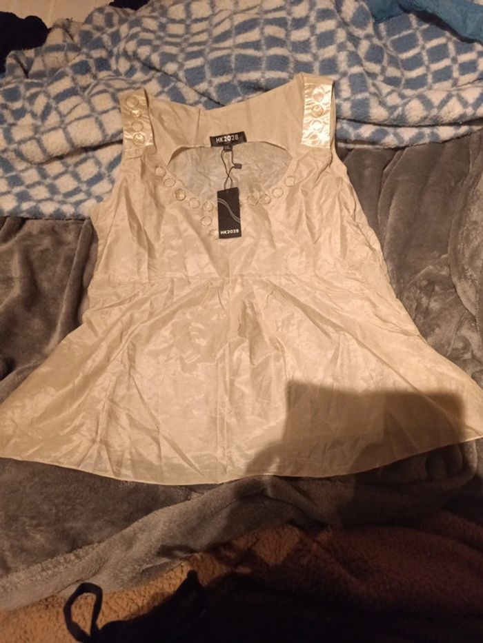 T-shirt top été  sans manche crème