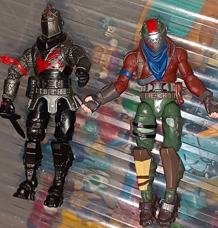 Lot de figurines Fortnite :  Rabbit Raider, Rust Lord et Black Knight - photo numéro 2