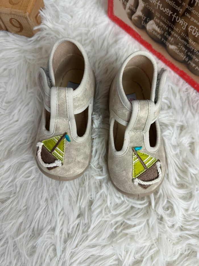 Paire de chaussons Superfit taille 19 - photo numéro 2