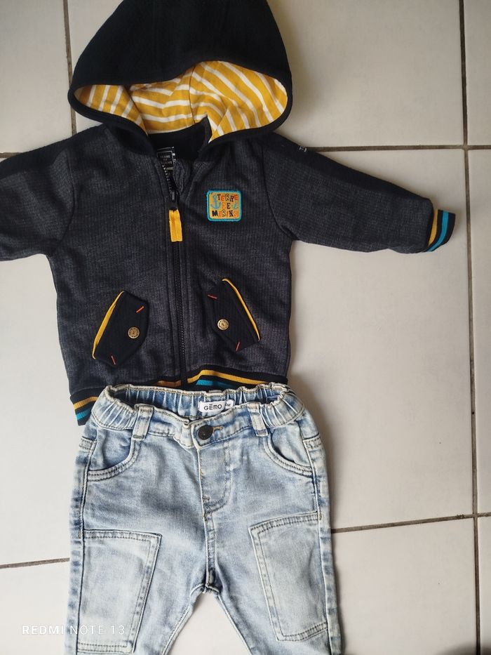 #kytie6 mois garçon. Ensemble taille 6 mois