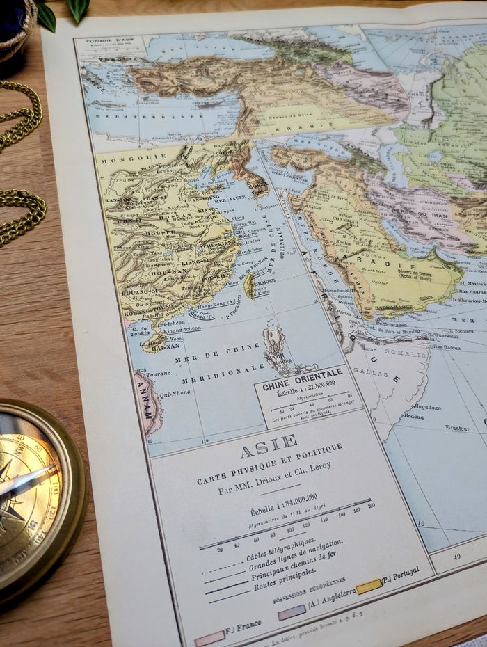 Imprimée en 1892, l'Asie, Vintage Authentique Grand Format (cadre non inclus)