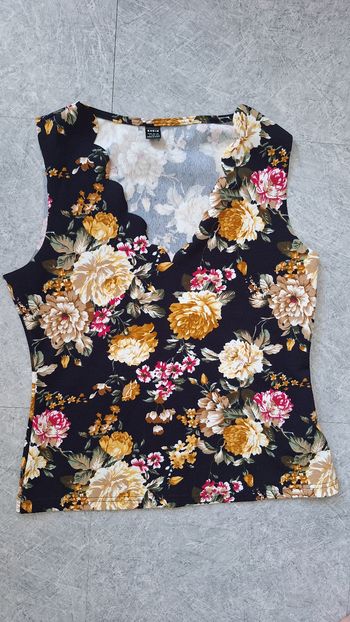 Top à fleurs