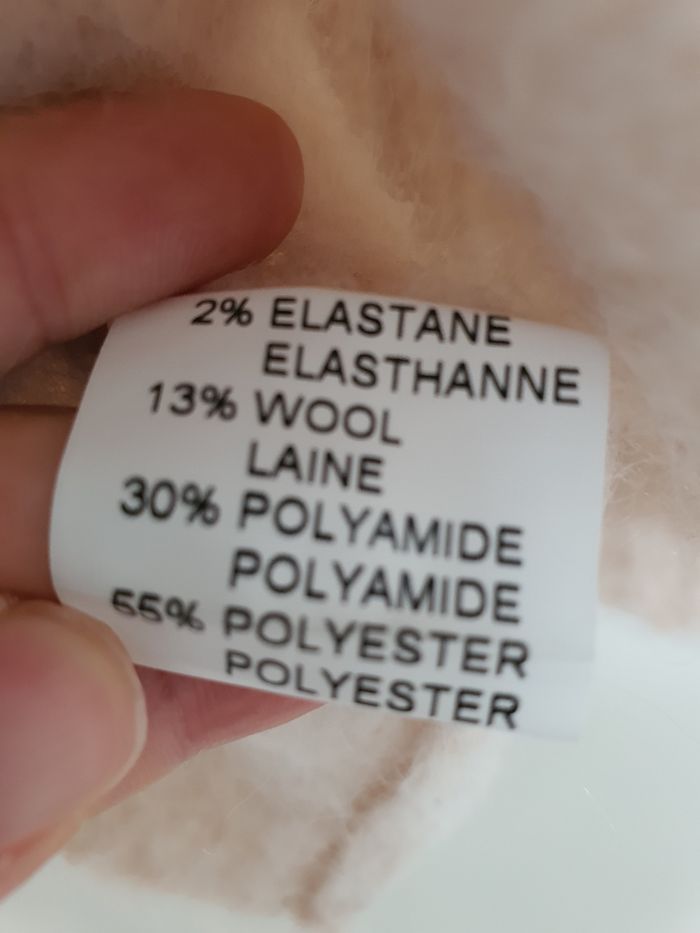 Pull cardigan laine broche dorée - photo numéro 4