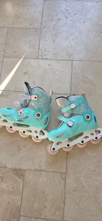 Rollers évolutifs fillevitesse. Un roulement adapté pour des sorties rallongées !

Le roller en ligne solide, confortable et réglable sur 3 tailles ! Le maintien et le roulement ont été travaillés pour s'initier en toute sécurité.
Taille 34-36
Prix d'acha