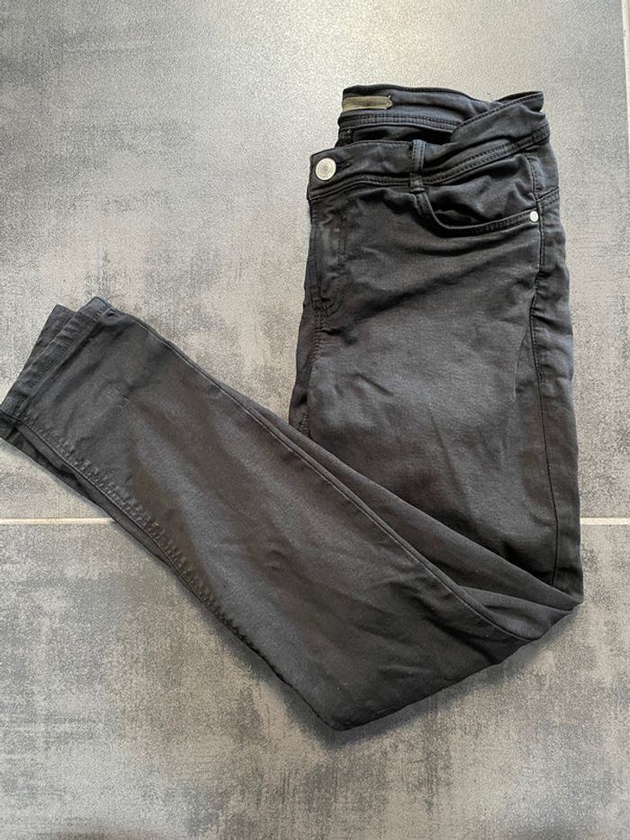 Jean noir Zara