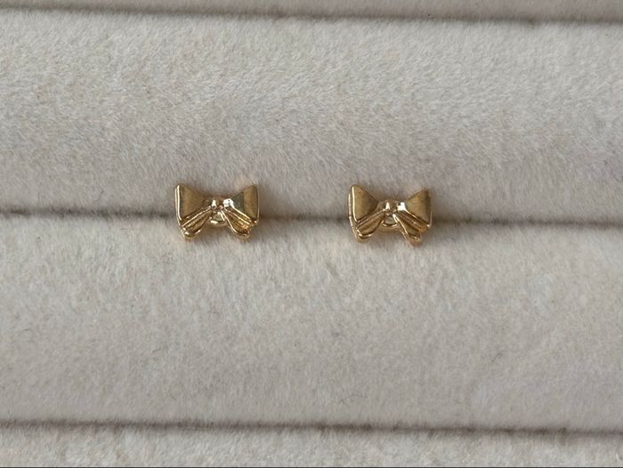 Boucles d’oreilles dorées