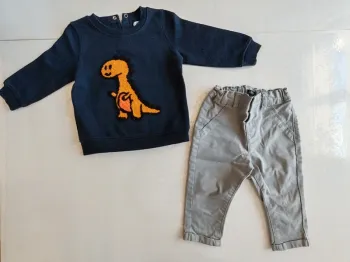 Ensemble 12 mois pantalon pull dino