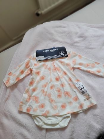 Robe petit bateau avec body intégré