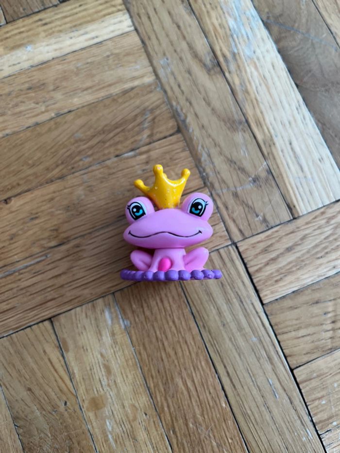 Figurine Famosa, princesse, grenouille