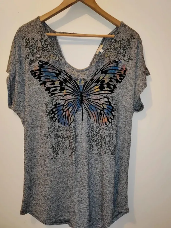 T shirt imprimé noué dans le dos - photo numéro 6