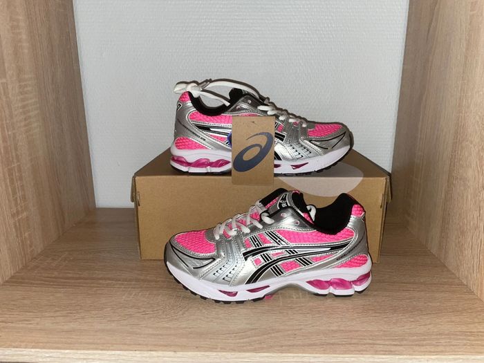 Asics Kayano 14 rose - photo numéro 2