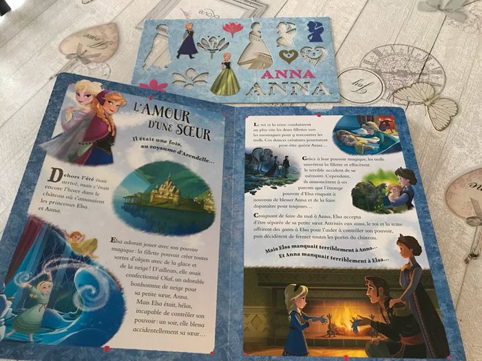 Livre reine des neiges avec pochoirs - photo numéro 2