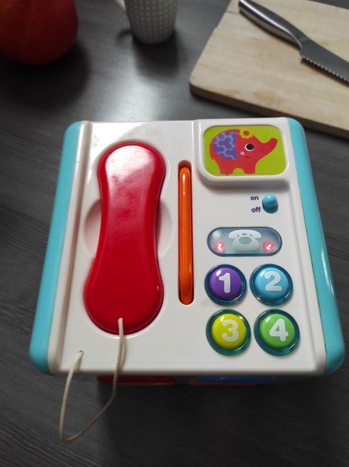 Jeu formes à encastrer