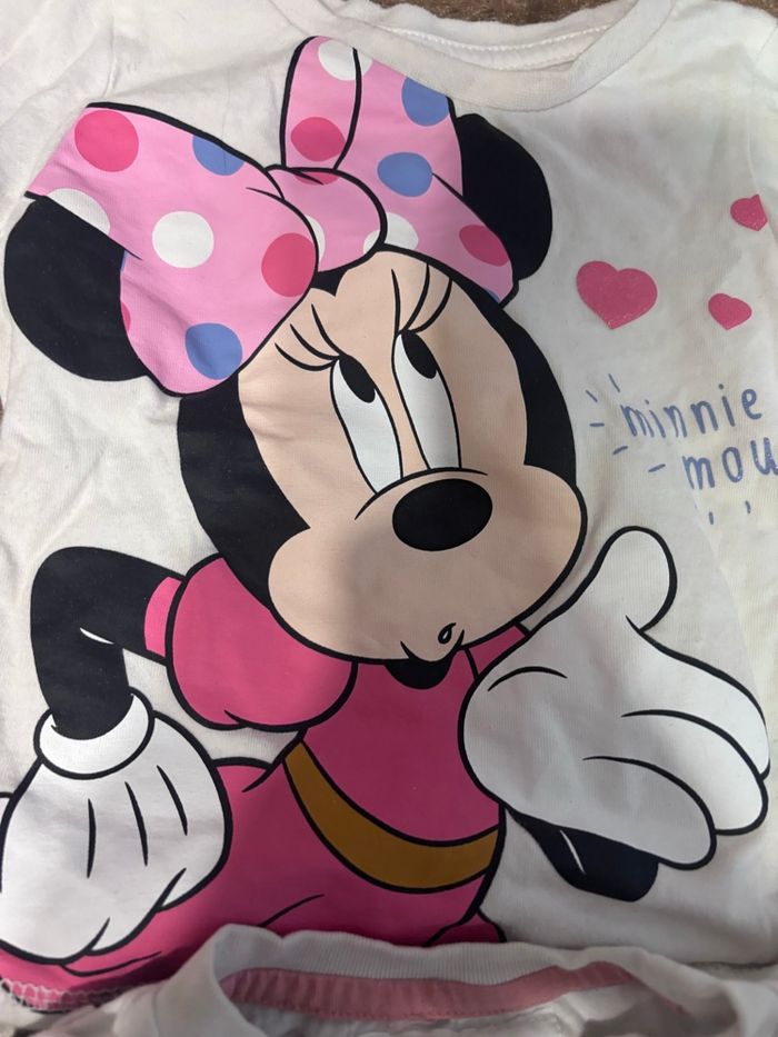 Lot de 2 tshirts Disney 9M - photo numéro 2