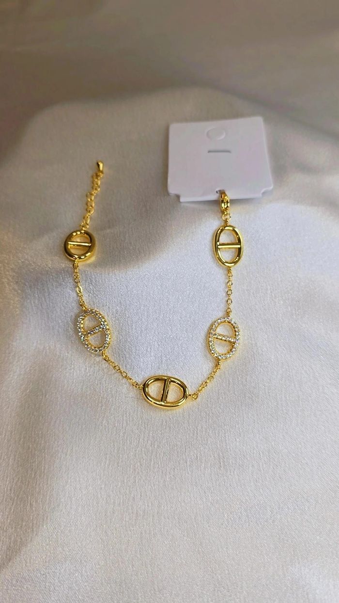 Bracelet très chic - photo numéro 2