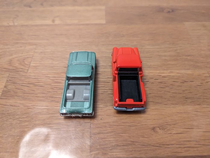 Lot 86 de 2 petites voitures américaines rétro - photo numéro 4