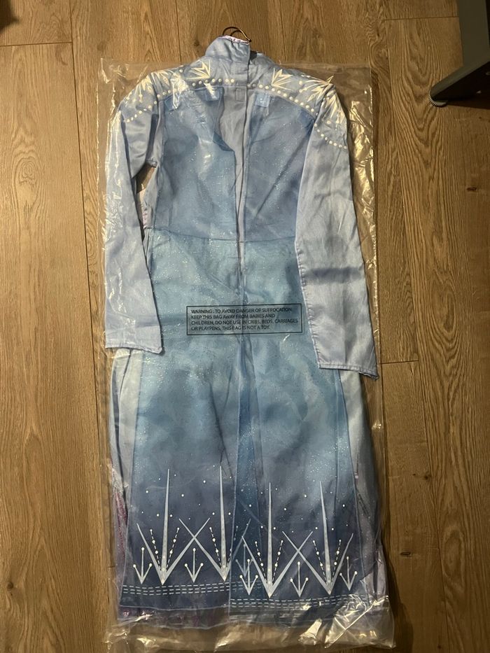 Déguisement reine des neiges officiel Disney store - photo numéro 4