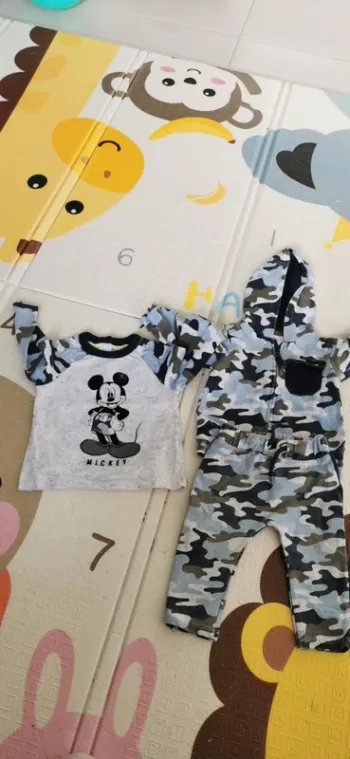 Ensemble survêtement mickey