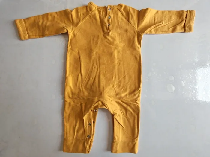 Lot ensemble sans pieds pyjama 12 mois - photo numéro 5
