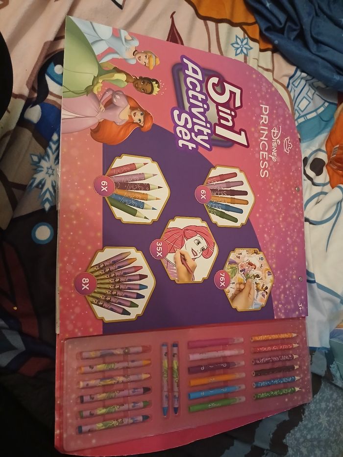 Grand livre coloriage