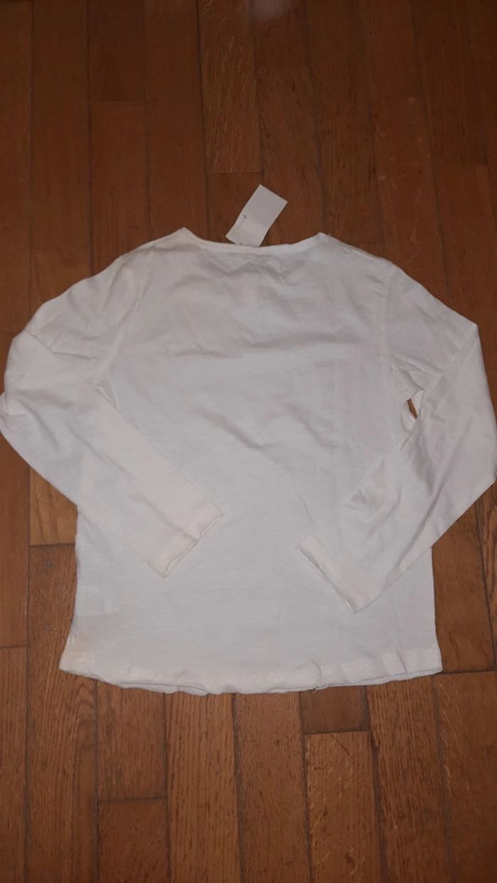 Tee shirt 10 ans neuf - photo numéro 3