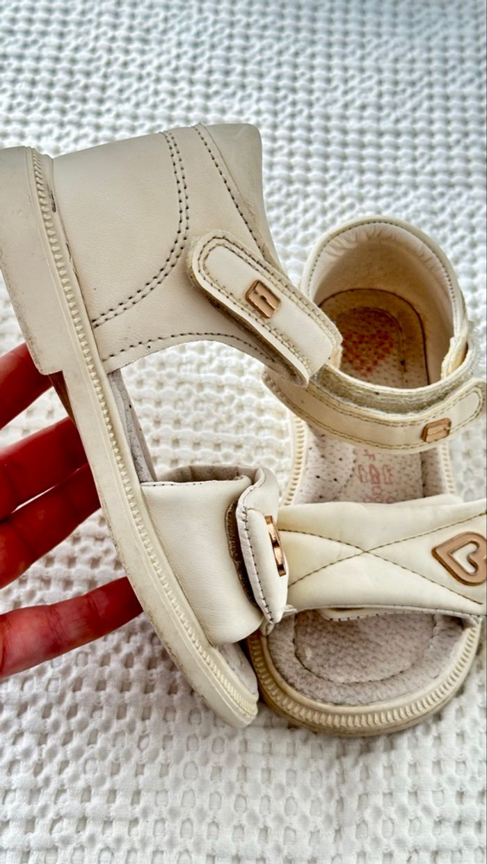 Sandales fille taille 27 - photo numéro 3