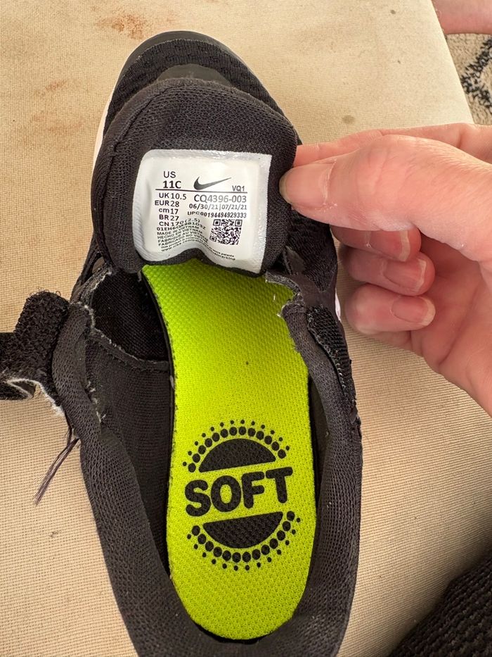 Running noir Nike T28 - photo numéro 4