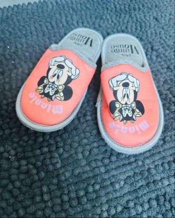 🌼pantoufles minnie pointure 31🌼
