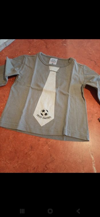 T.shirt garçon taille 4 ans