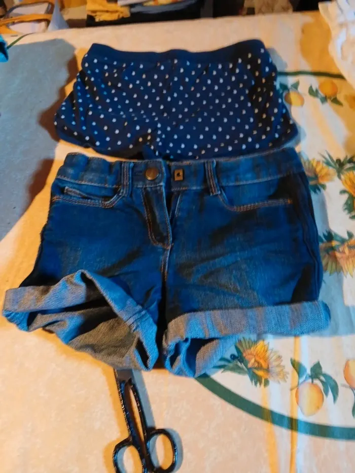 Lot vêtements  fille 4ans - photo numéro 5