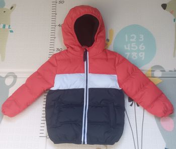Doudoune bébé 6-9 mois