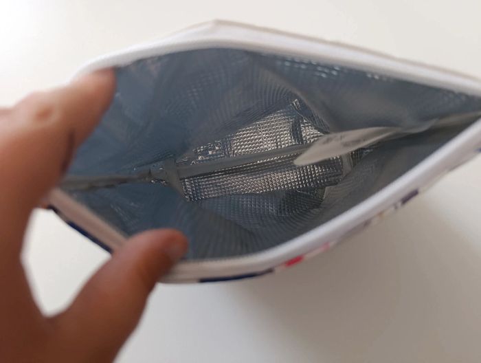 Pochette isotherme - Yves Rocher - photo numéro 3