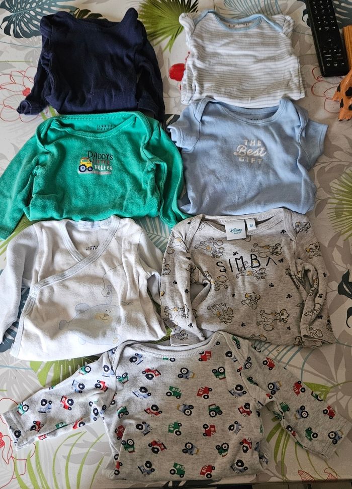 Lot vêtements garçon 6 mois - photo numéro 2