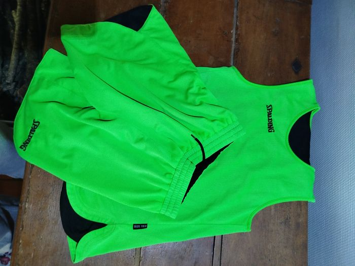 Lot de deux tenues de basket réversible - photo numéro 3