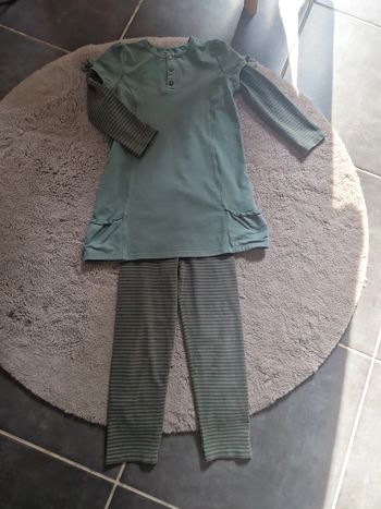 Ensemble leggings et tunique Vert Baudet 5 ans