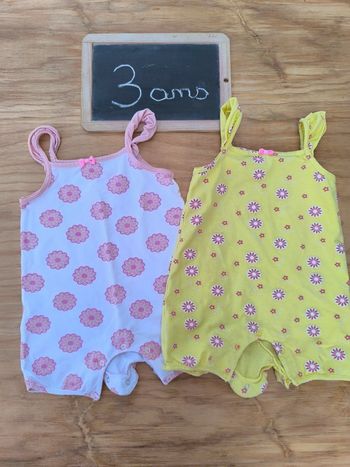 Lot de 2 combishorts marque Orchestra taille 3 ans en très bon état