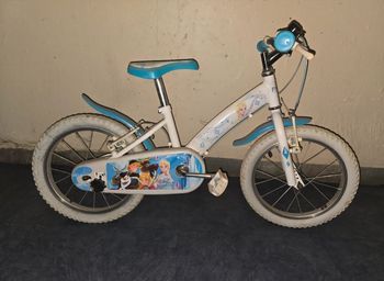 Velo blanche neige