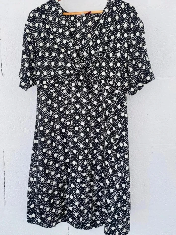 👗 Jolie robe midi taille 44/XXL atelier jad